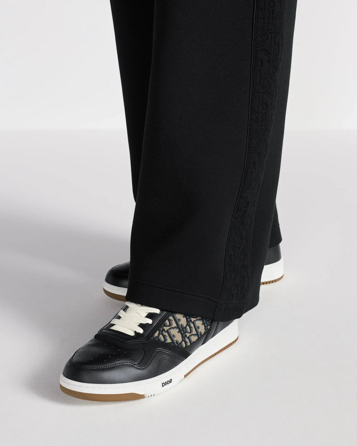 Dior B27 Uptown Men’s Black Calfskin Sneakers with Beige Oblique Jacquard
