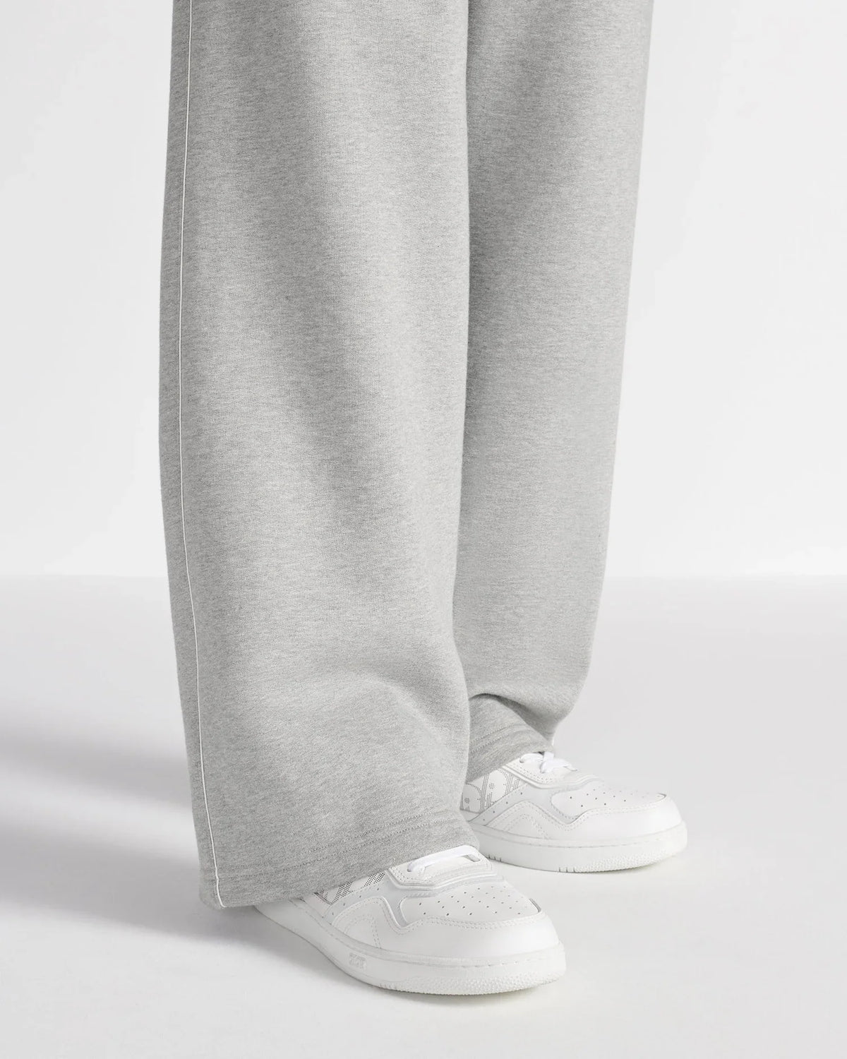 Dior B27 Uptown Men’s White Calfskin Sneakers with Oblique Galaxy Panels