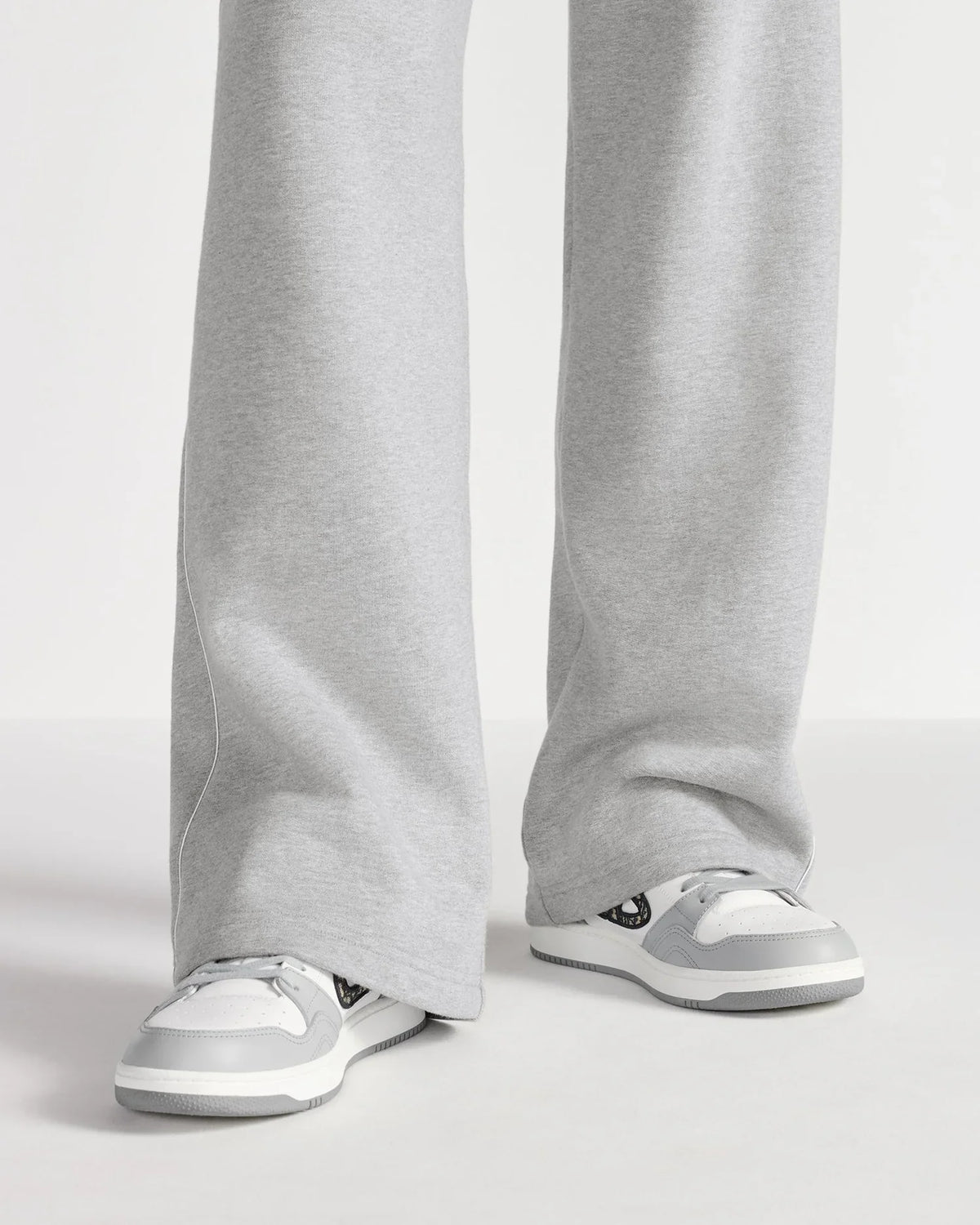 Dior B57 Series Grey‑White Calfskin Low‑Top Sneakers