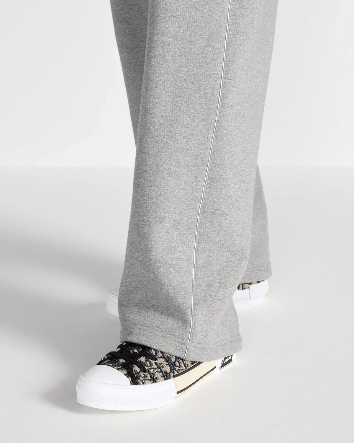 Dior B23 League Unisex High-Top Sneakers in Beige Oblique Jacquard