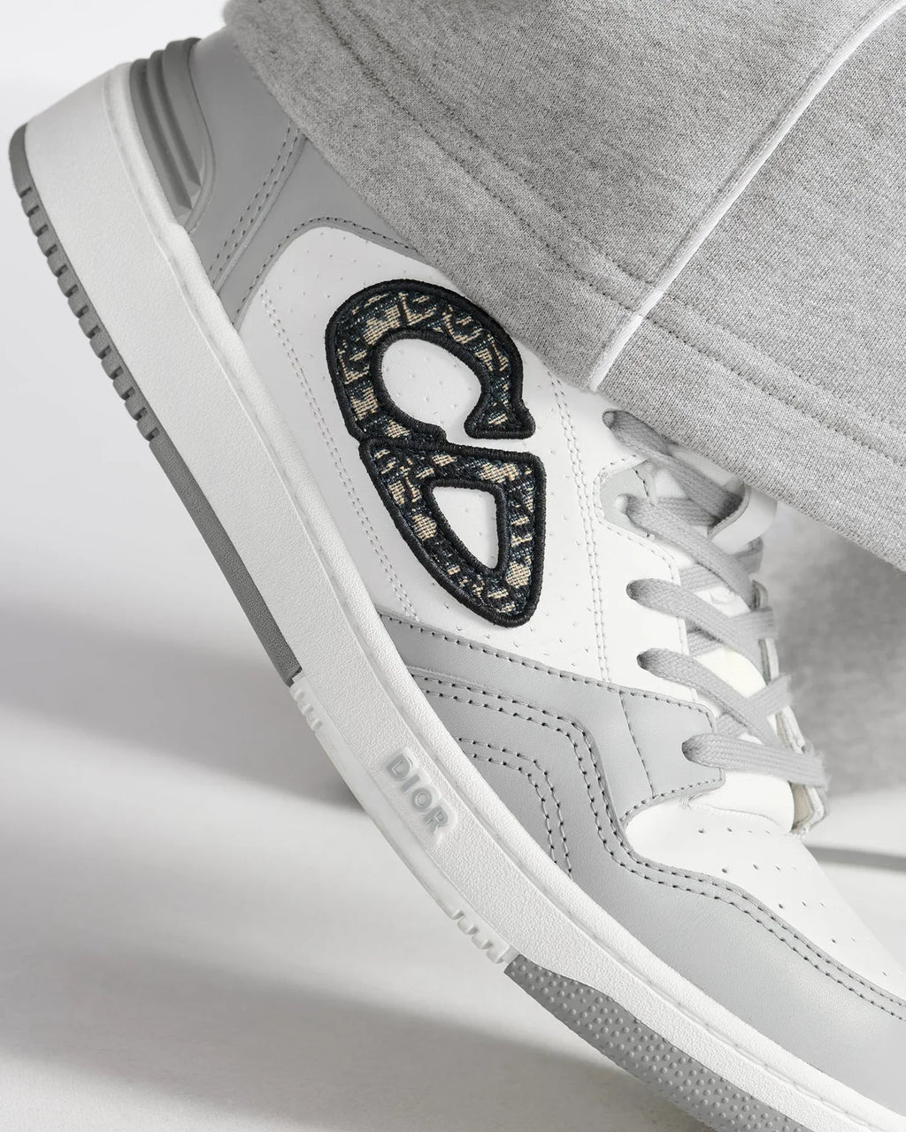 Dior B57 Series Grey‑White Calfskin Low‑Top Sneakers