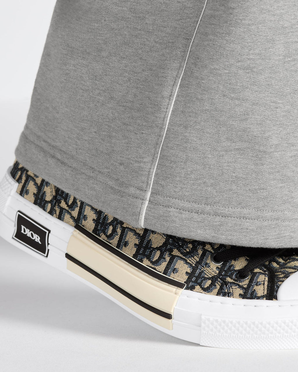 Dior B23 League Unisex High-Top Sneakers in Beige Oblique Jacquard