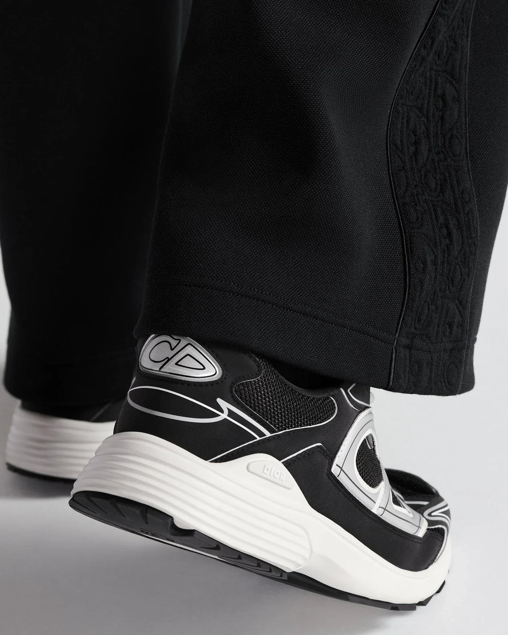 Dior B30 Series Black‑Silver Mesh Running Sneakers