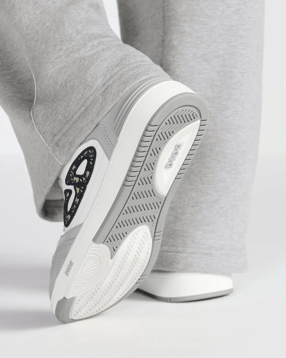 Dior B57 Series Grey‑White Calfskin Low‑Top Sneakers
